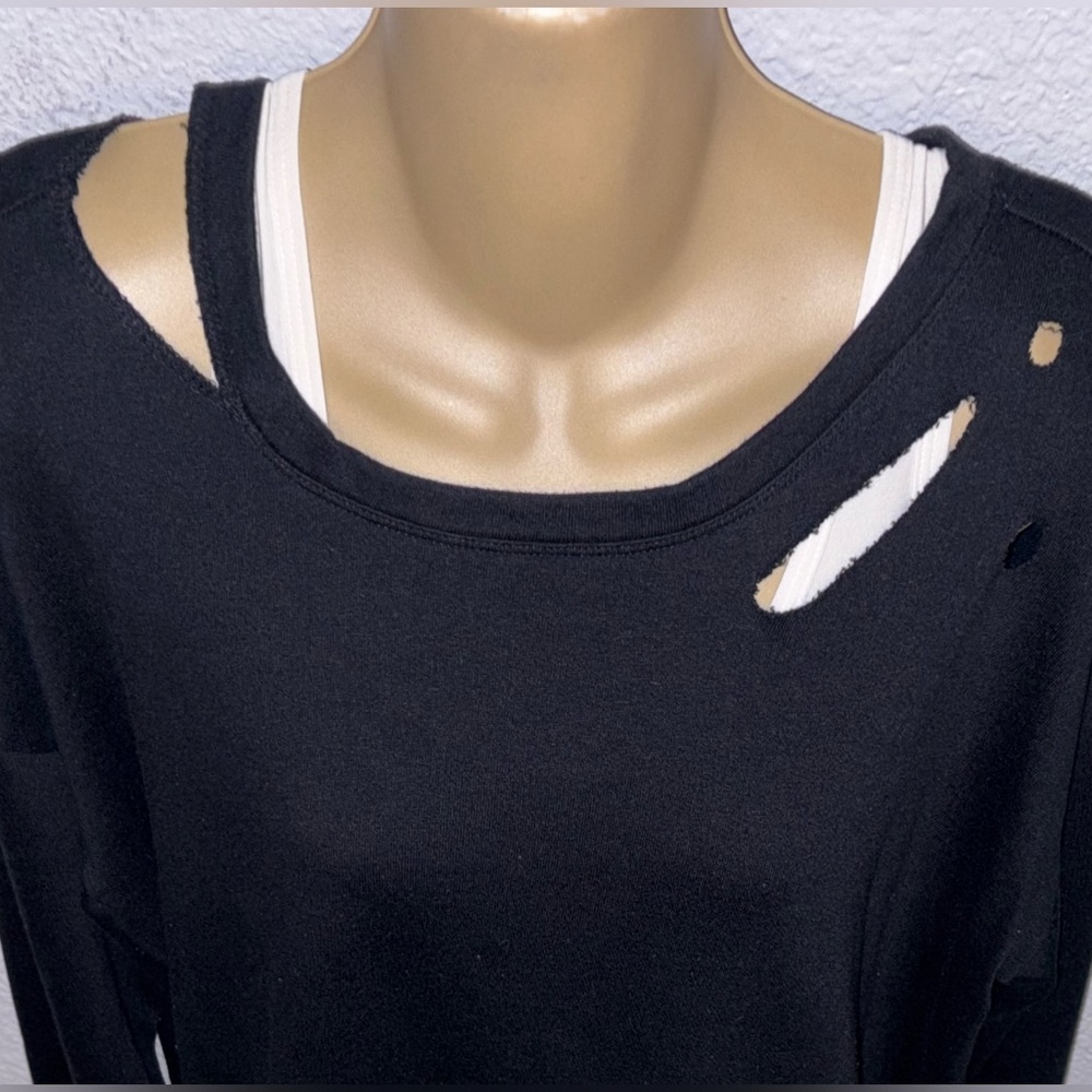 Mossimo Supply Co. BLK Cut out Solid BLK Cropped Sweatshirt  | Size: (LG)